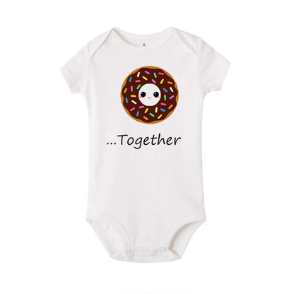 Perfect Together Twin Babykleidung Lustige Zwillings-Outfits Strampler Junge Mädchen Duschgeschenk Sommer Kurzarm-Bodys Bruder/Schwester