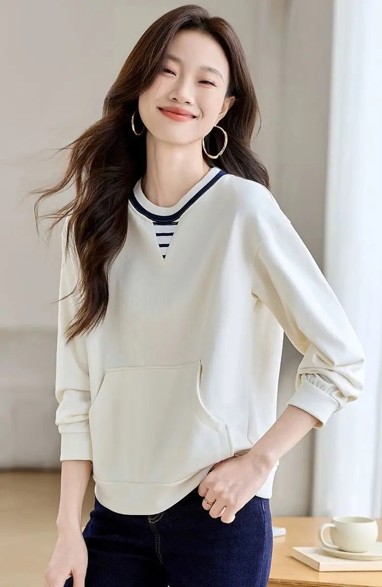 Apricot Round Neck Patch Long Sleeve Sweatshirt Women Loose Comfort Casual Design Fashion Top.