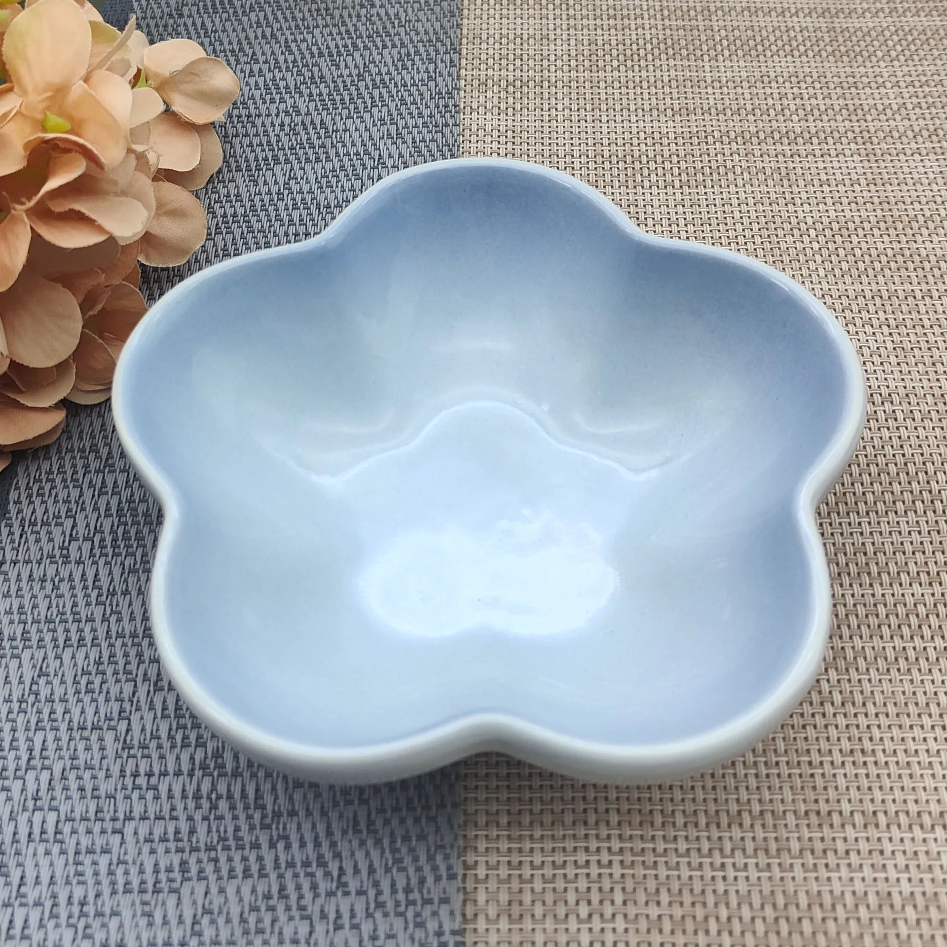 5'' Elevated Flower Design Ceramic Cat Bowl, Pet Food Dish, Small Dish Dip Dish, Deep Feeders, for Home Kitchen Supplies Gift.