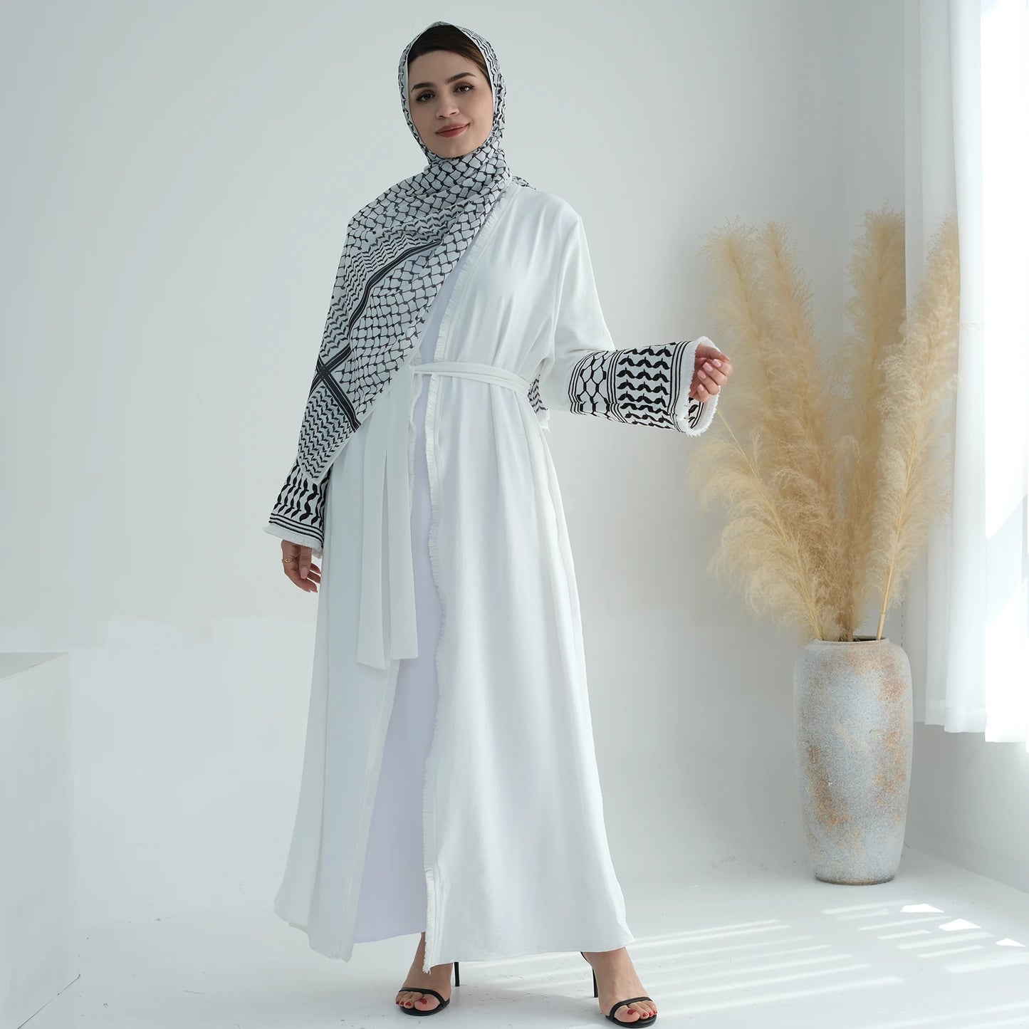 Ramadan Embroidery Muslim Modest Kimono Abaya Damen Dubai Luxury Islam Women Cardigan Dresses Kebaya Kaftan Robe Femme Musulman.