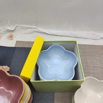 5 Inch Creative Flower Ceramic Bowl Small Deep Dish Solid Color Ceramic Bowl Small Dish Dip Dish Home Kitchen Supplies Gift.