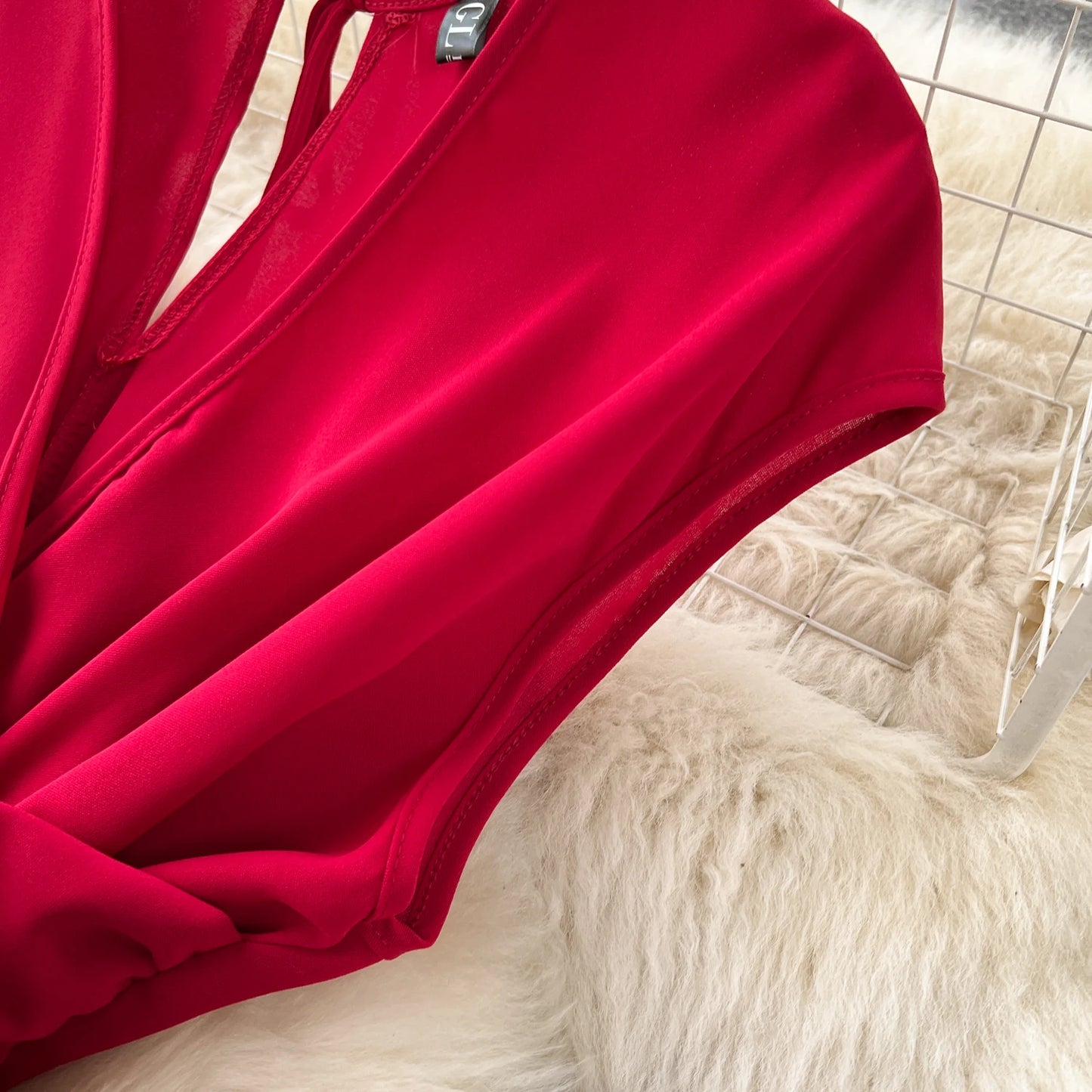 Französisch Vintage elegante Plissee Vneck Kleid A-Linie Mode Chiffon Frühling Herbst ärmellose Vestidos Frauen kleider