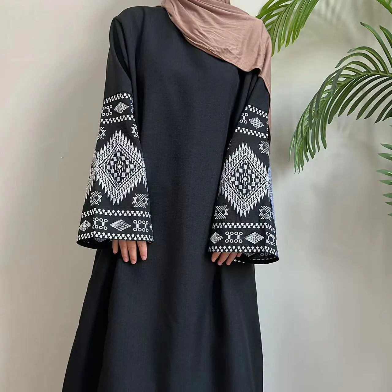 Eid Muslim Abaya for Women Party Embroidery Dresses Kaftan Arab Long Robe Islam Ramadan Dubai Abayas Vestidos Morocco Jalabiya.