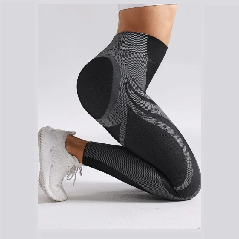 Seamless Breathable High Waisted Contrasting Yoga Pants Women Tight Fitting Hip Lifting Long Striped Sports Suit Long Leggings.