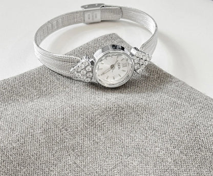 GEDI Watch Gold Silver Diamond Inlaid Steel Strip Women's Wristwatch Vintage Niche Light Luxury Temperament Quartz Watch Woman