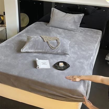 Soft Flannel Fitted Sheet for Winter, Fleece Mattress Protector, Cover with Elastic Band, Bed Linen, Solid Grey, 180x200cm, 1Pc.