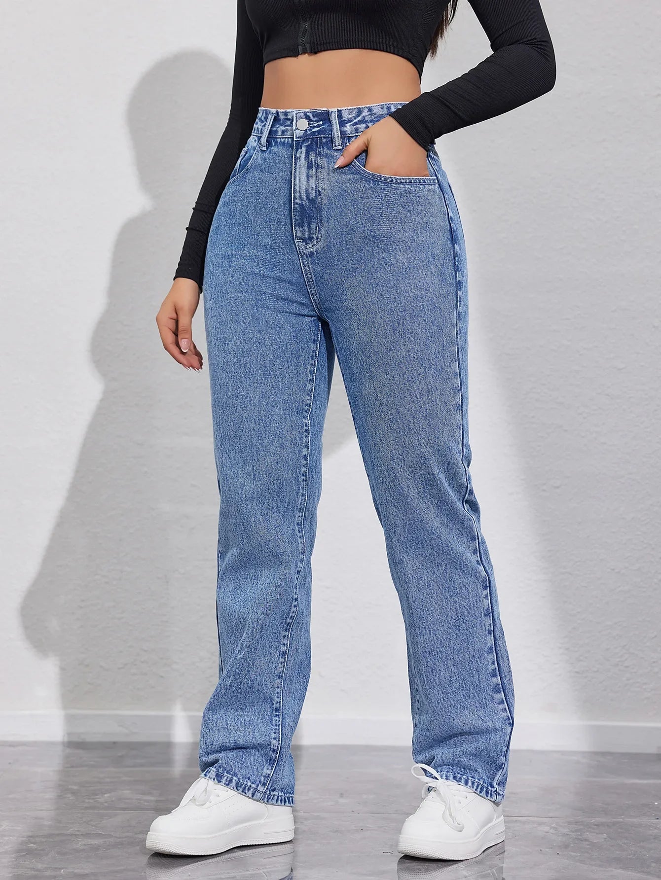 Women's High Waist Loose Comfortable Slimming Fashionable Straight Leg Casual Long Jeans Durable Quality from Mainland China.