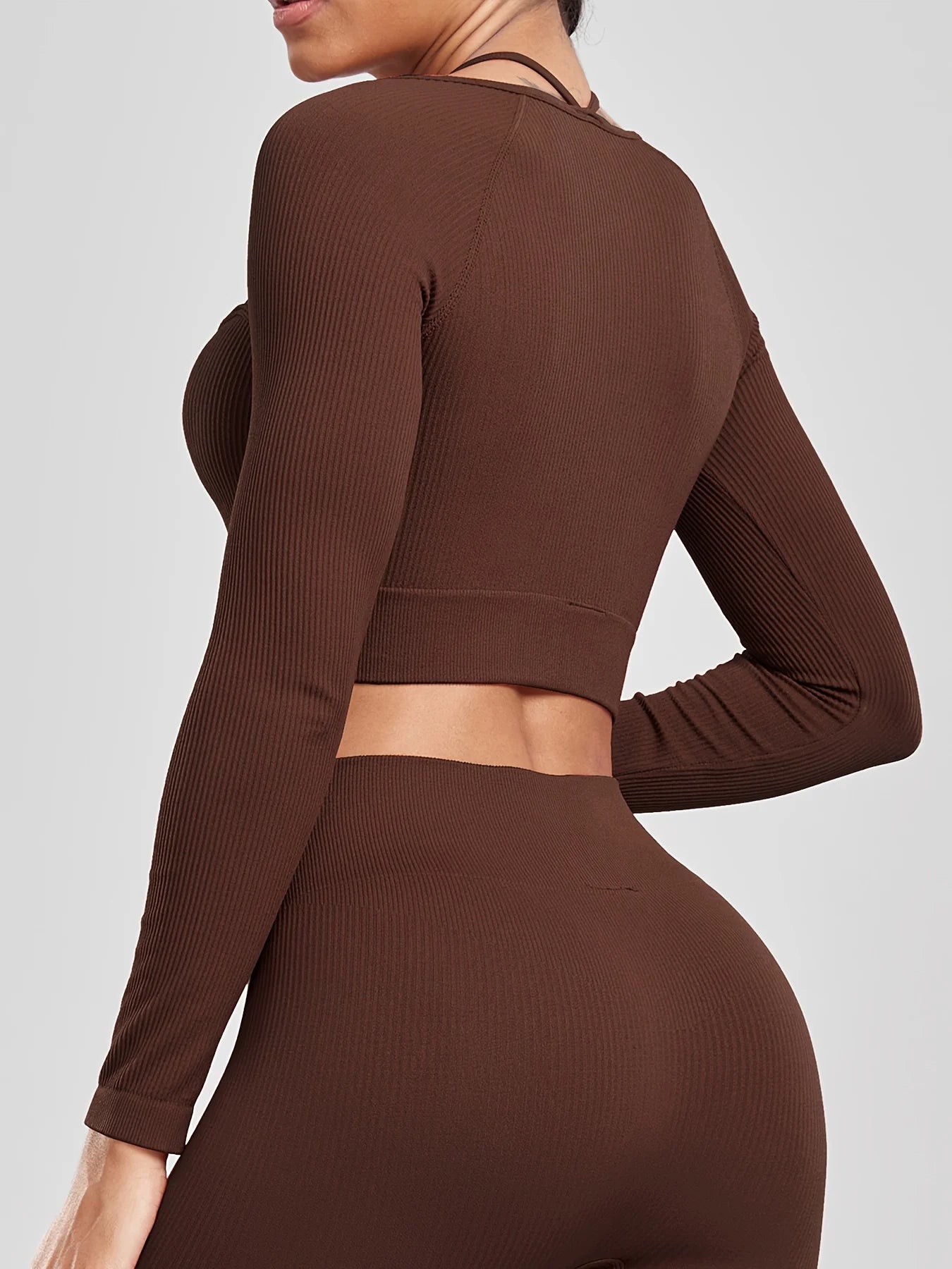 Women Screw Thread Small Sling Long Sleeve Fitness Crop Top Running Slim Fit Comfortable Sports Yoga Casual Fashion Tops.