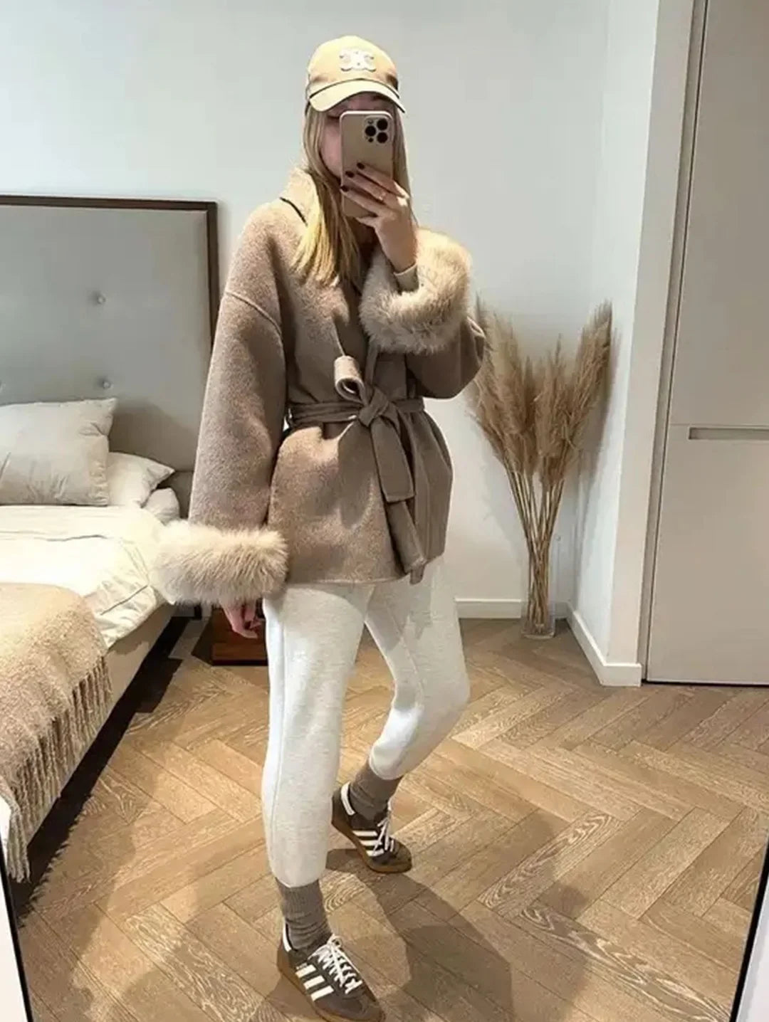 2025 Chic Lapel Plush Coat With Belt Women Vintage Faux Fur Sleeve Tweed Open Coats Female Autumn Winter Casual Street Outwear