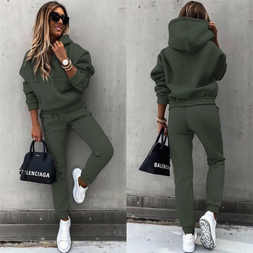 Autumn Winter New Solid Color Long Sleeve Hoodie Women's Casual Suit Fashion Loose Sports Hoodie + Small Foot Pants 2 Piece Set.