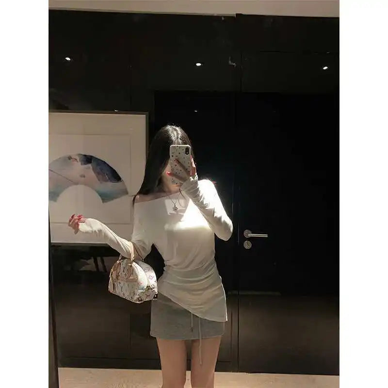 Sexy Long Sleeve T-Shirt Shoulder Bared Waist Cinched Slim Fit Knitted Cotton Solid Color Casual Urban Style for Early Autumn.