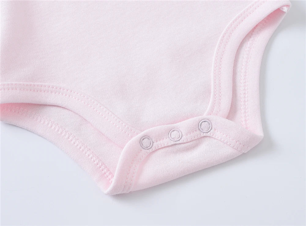 2025 Sommer Unisex Baby Body 0-24 Monate Kurzarm 100 % Baumwolle Weiß Schwarz Grau Design Säuglingskleidung