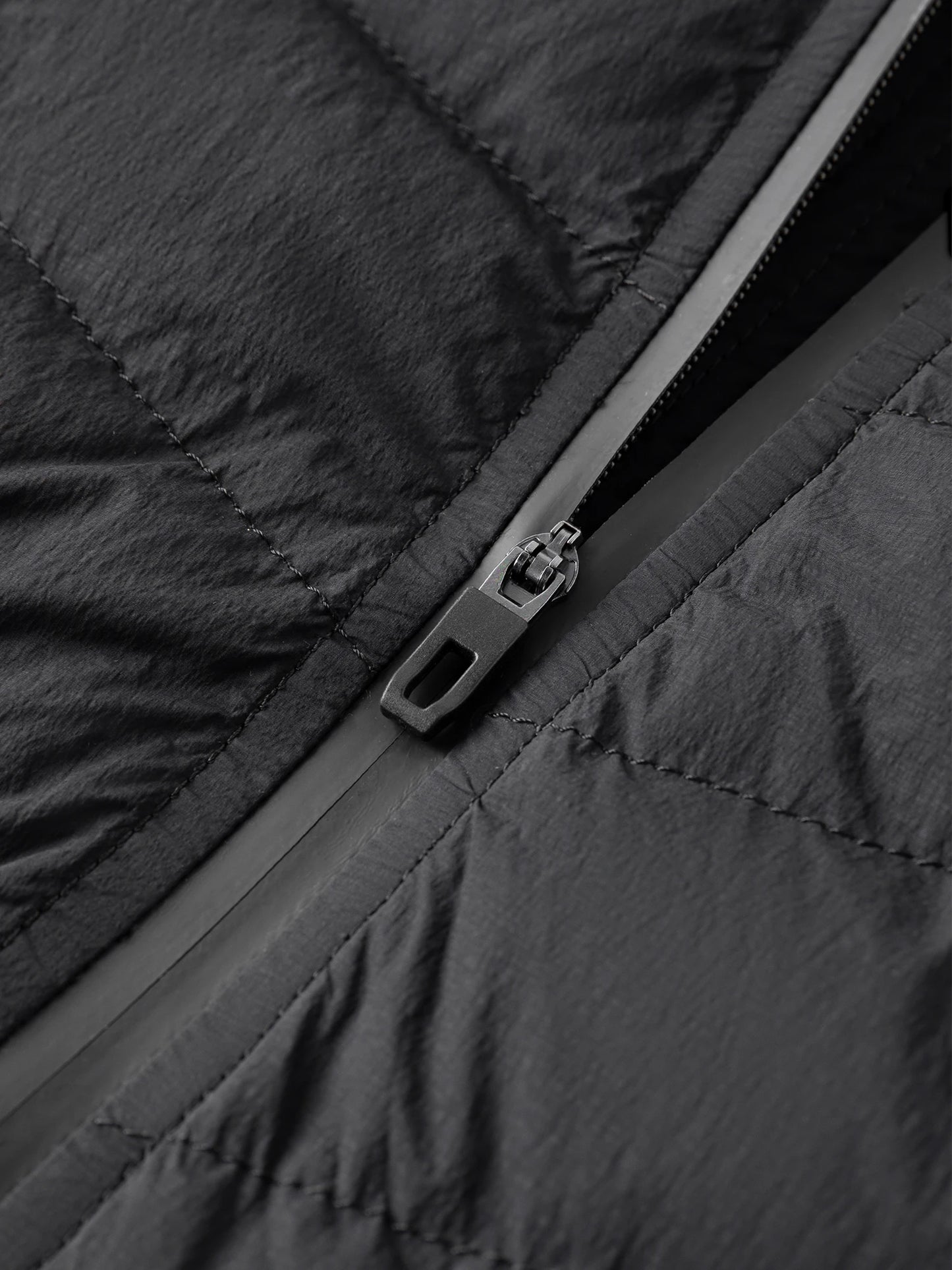 FSLE Patchwork Leichte Stretch-Strick-Kapuzenjacke 2025, Winter, Neuankömmling, schwarze kurze Daunenmäntel.