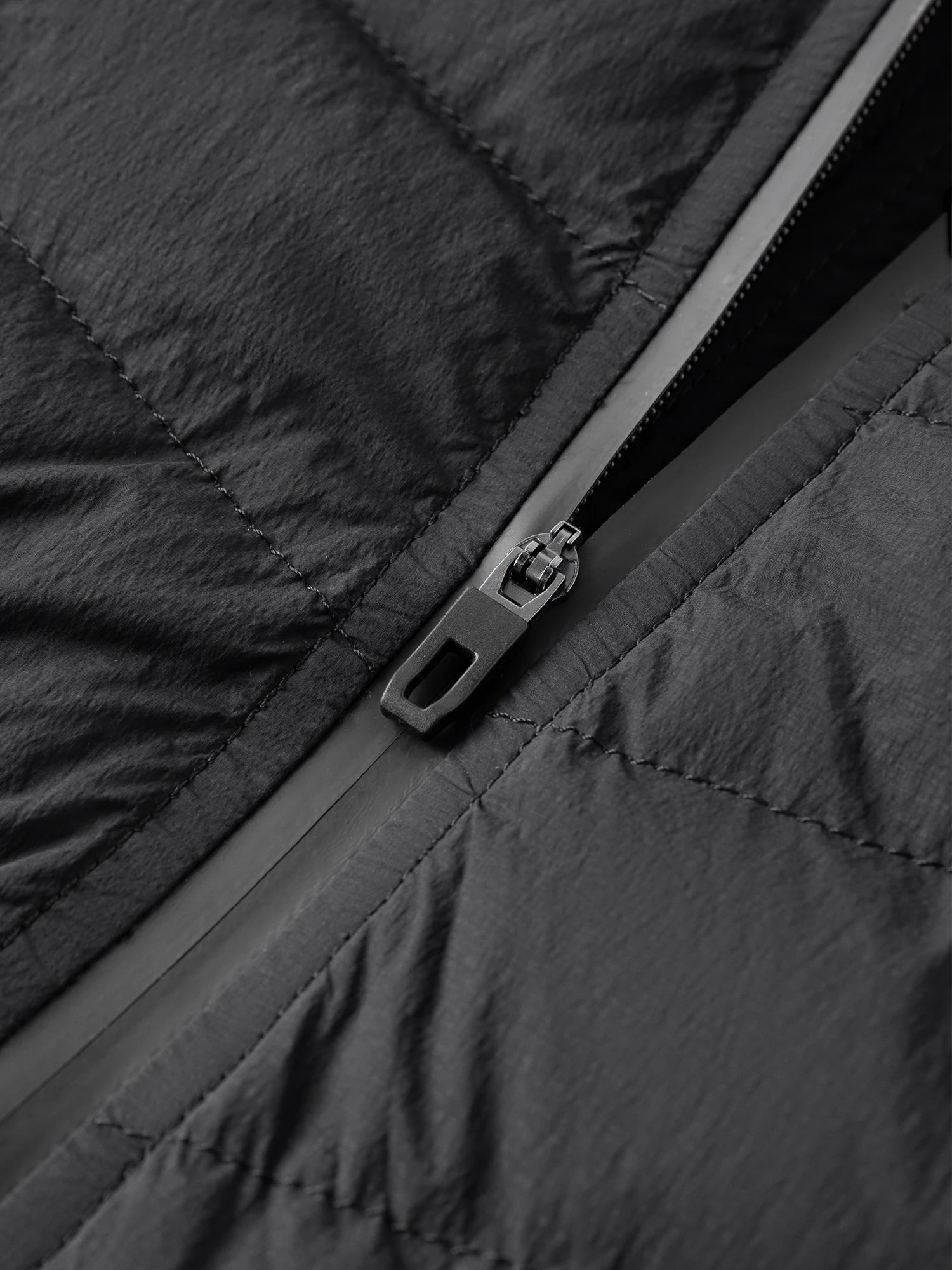 FSLE Patchwork Leichte Stretch-Strick-Kapuzenjacke 2025, Winter, Neuankömmling, schwarze kurze Daunenmäntel.