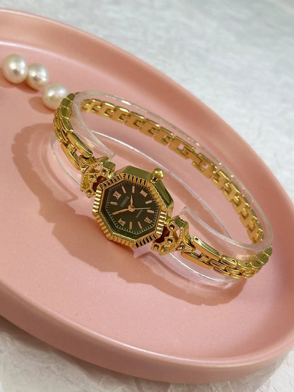 Luxury Famous Brand Oval Dial Women Watch Fashion Small Thin Gold Bracele Quartz Wristwatch Clock Gift Dropshipping Montre Femme