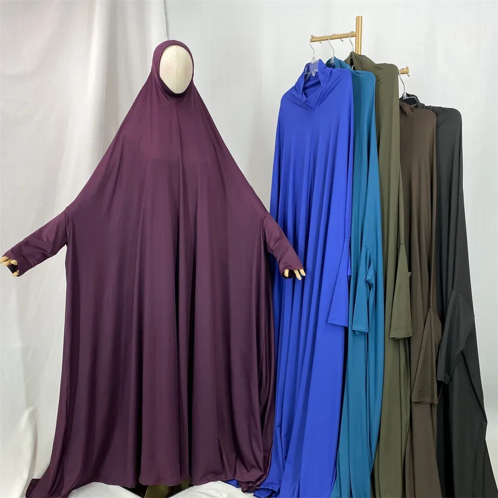 Middle East Muslim Fashionable Hooded Dress Dubai Arab Elegant Robe Elegant Long Shirt for Women with Hood from Mainland China.