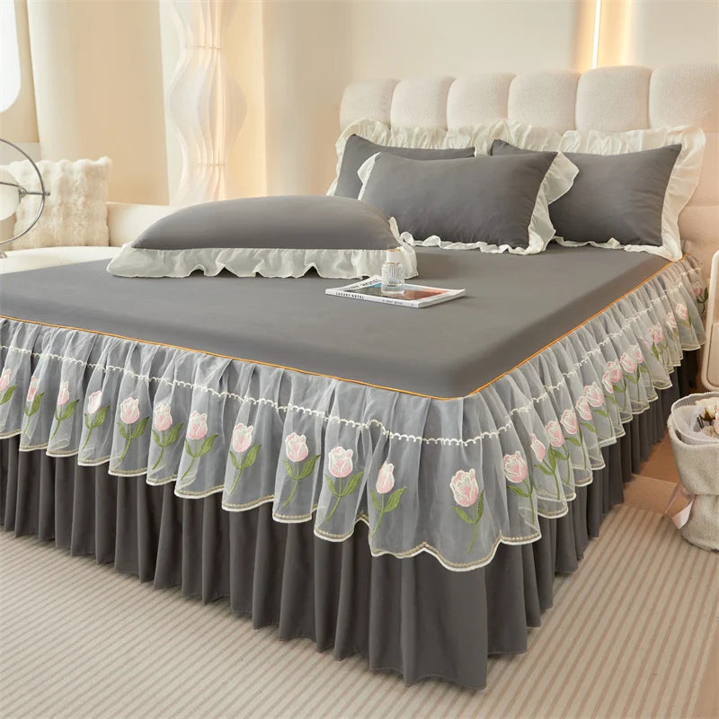 Floral Style Bed Skirt Embroidered Bed Cover Single/Queen/King Size Bed Linen Home Sheet with Skirt 침대스커트(Pillowcase Need Order).