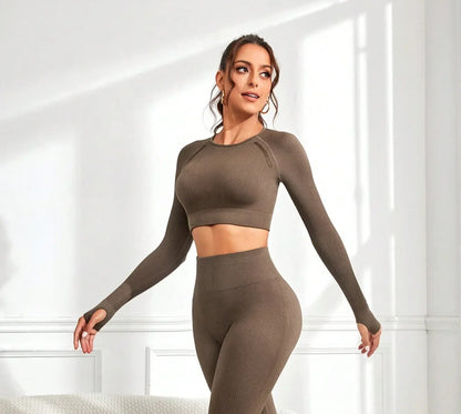 New 2025 Women's Long Sleeve Yoga Sportswear Casual Outdoor Running Training Top Breathable Comfortable Sportswear.