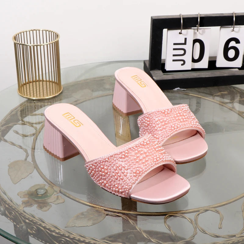 High-heeled slippers 2024 summer fashion new thick with square head luxurious ladies slippers coarse heel 6CM.