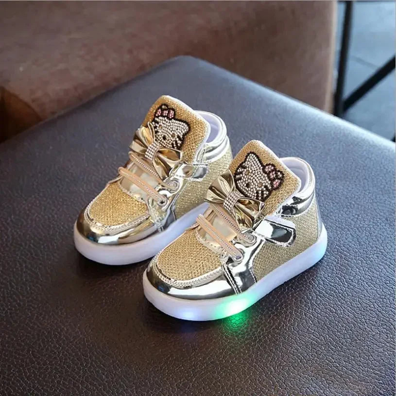 New Children Luminous Shoes Boys Girls Sport Running Shoes Baby Flashing Lights Fashion Sneakers Toddler Little Kid LED Sneakers.