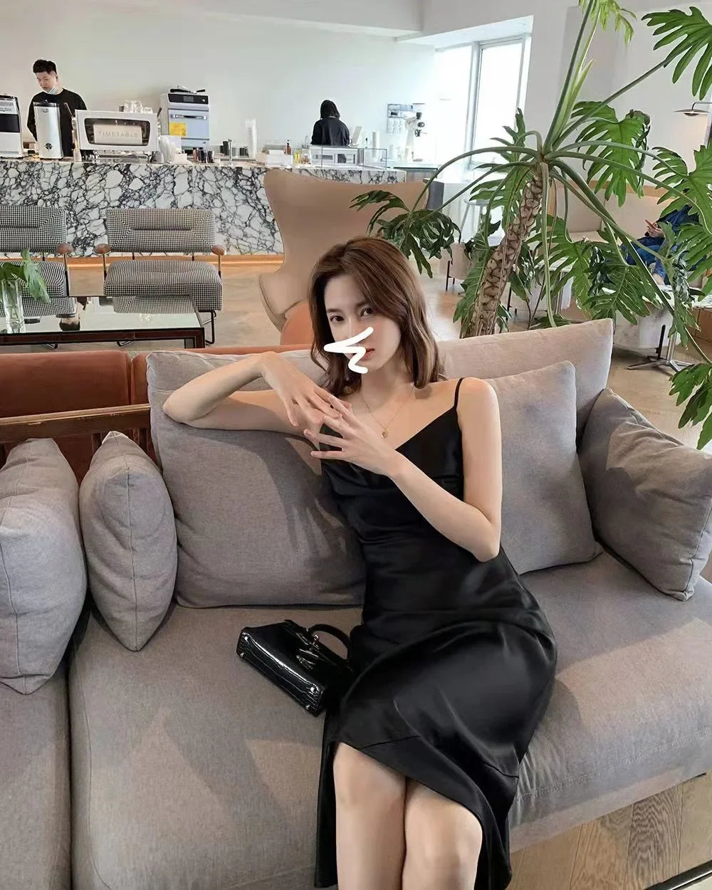 Chiffon-Stoff, Neckholder, mittellanges Kleid für Damen, Sommer, neuer sanfter Stil, schlankmachende Taille, A-Linien-Rock, Polyesterfaser, ärmellos