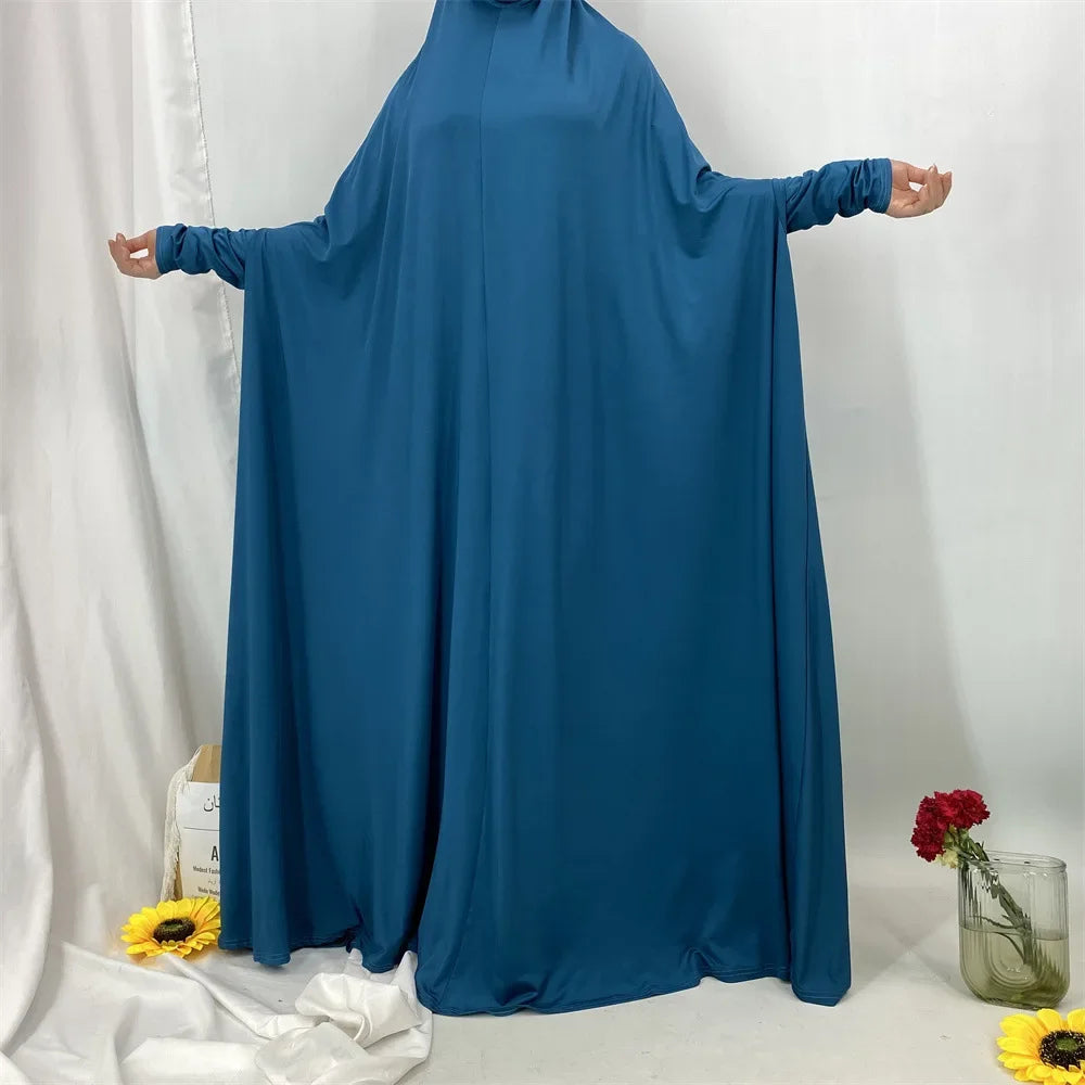 Middle East Muslim Fashionable Hooded Dress Dubai Arab Elegant Robe Elegant Long Shirt for Women with Hood from Mainland China.