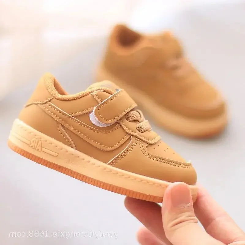 Children Sneakers Boys Girls Leather Low-Top Board Shoes Students Soft Bottom Footwear Kids Running Shoes Baby Casual Footwear.