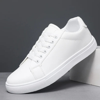 White Black Men Shoes Comfortable Casual Skateboard Shoes Men Solid Leisure Sneakers Lightweight Walking Shoes
