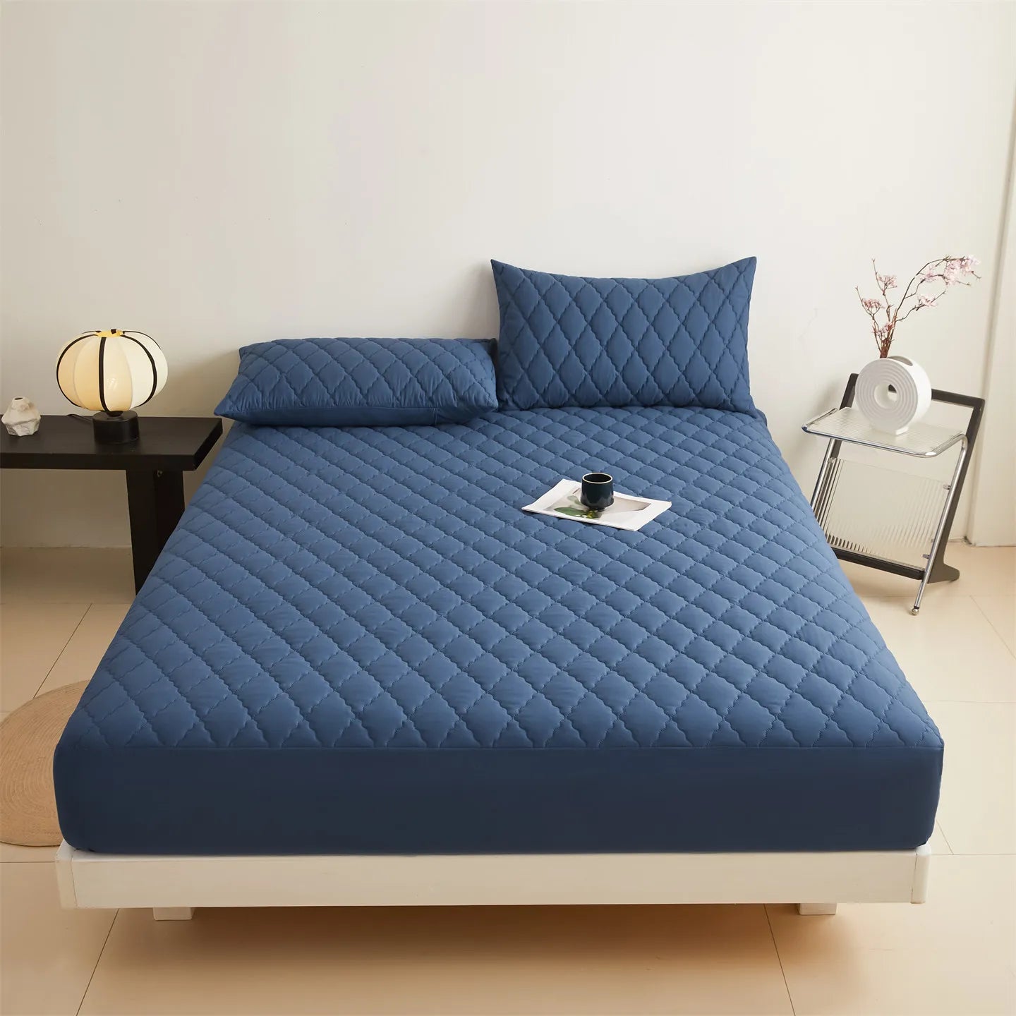 Waterproof Mattress Cover Thickened Padding Comfortable Fabric Bed Cover Bed Linen Bed Sheets Set Mattress Protector for Home.