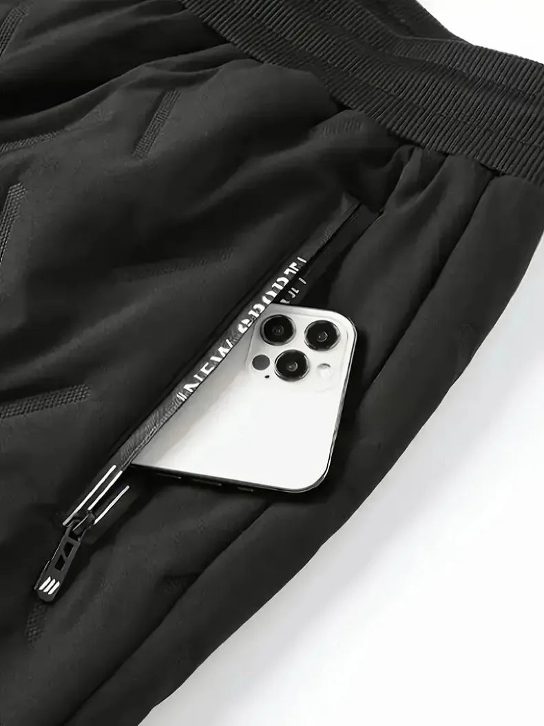 UETEEY Winter Thermal Fleece Pants Men Plush Lambswool Thicken Warm Waterproof Trousers Man Casual Windproof Joggers Sweatpants