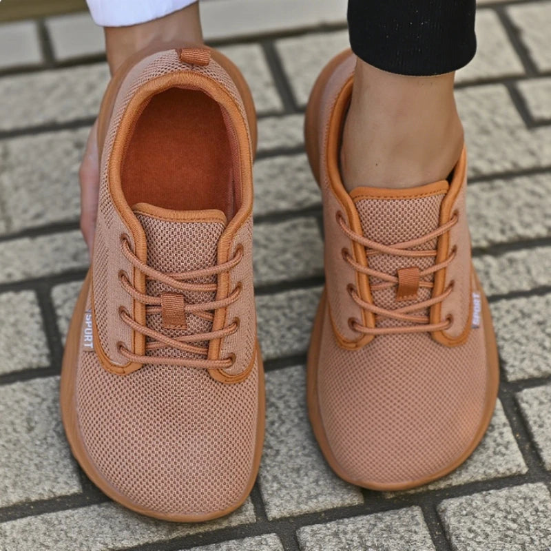 Wide Toe Platform Men Shoes Breathable Mesh Knitted Soft Soled Running Shoesmultifunctional Fashionable Outdoor Sneakers for Men.