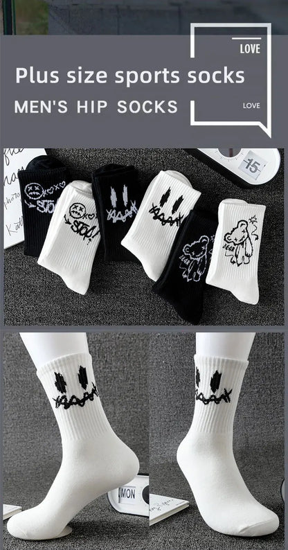 10 pairs of men's sports socks, casual, breathable, and versatile. Ghost face graffiti personalized socks.