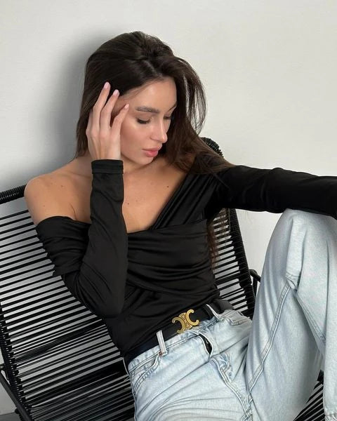 New Solid Sexy Off Shoulder Bodysuits Women Fashion Crossed Folds Skinny Rompers Long Sleeve Fashion Streetwear Autumn Bodysuits.