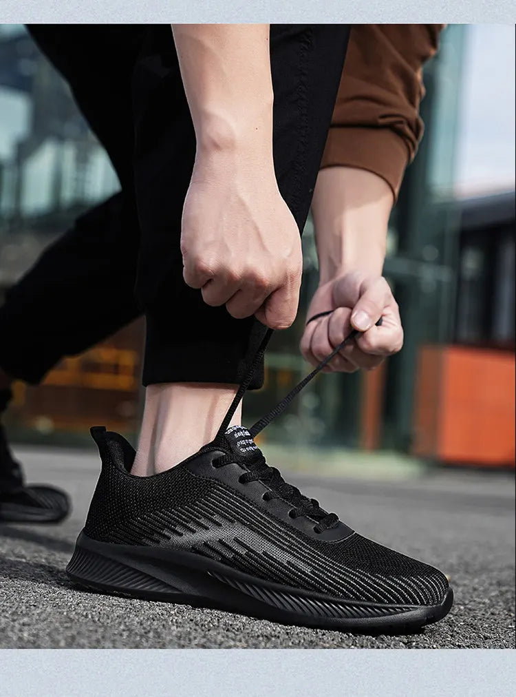 Summer Hot Sale Red Mesh Men Running Sneakers Big Size 47 Light Breathable Women Training Shoes Non-slip Sport Shoes for Man.