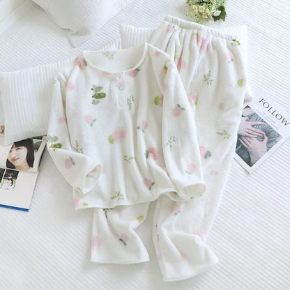 2025 New Winter Women's Pajama Set with Thickened Fleece and Flannel Warm Head Cartoon Comfortable Home Clothing Set Pijama.