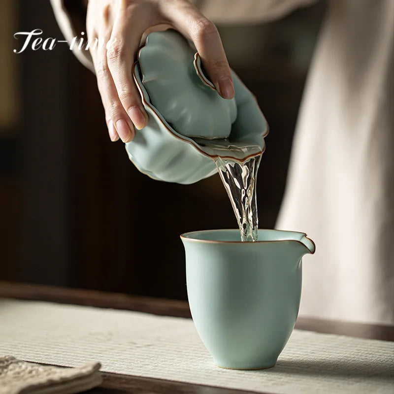 155ml Imitation Song Dynasty Azure Ru Kiln Gaiwan Porcelain Bowl Tea Bowl Tea Tureen Tea Brewing Cover Bowl Chinese Tea Set Gift.