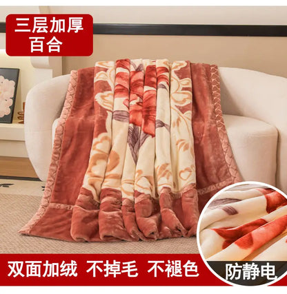 Nordic Style Geometric Printed Blanket Two Person Winter Thickened Quilt Coral Fleece Material Easy To Maintain Plush Bed Sheets