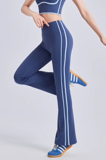 2025 New Striped Fashion Yoga Set Women Gym Clothes Sexy Sports Bra High Waist Yoga Flared Pants Running Hip Lift Fitness Pants.