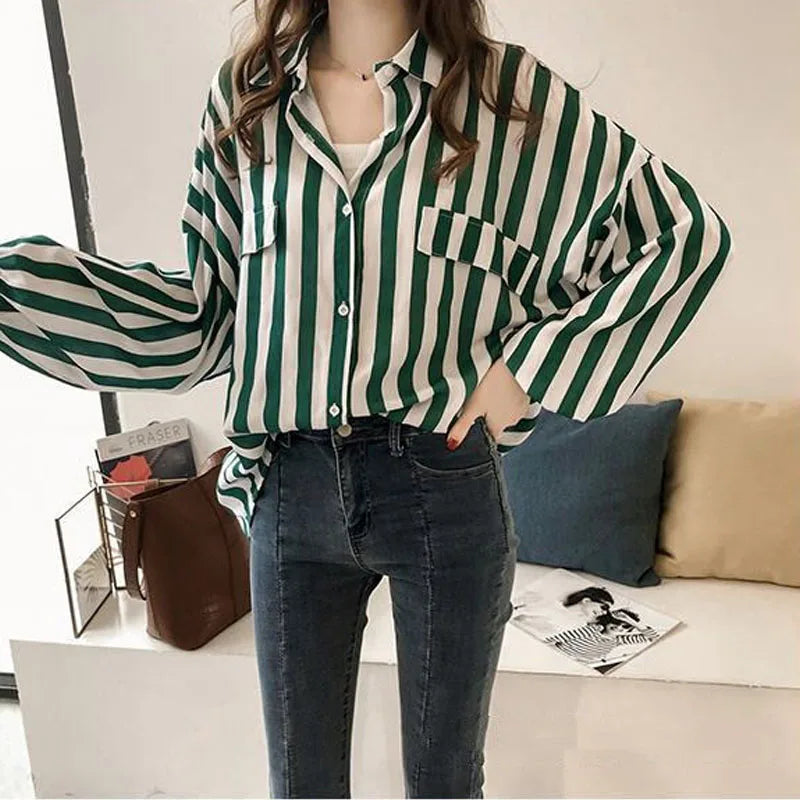 1pcs Woman Spring Autumn Stripe Shirts Lady Casual Long Sleeve Turn-down Collar Loose Shirt Female Chiffon Temperament Tops.