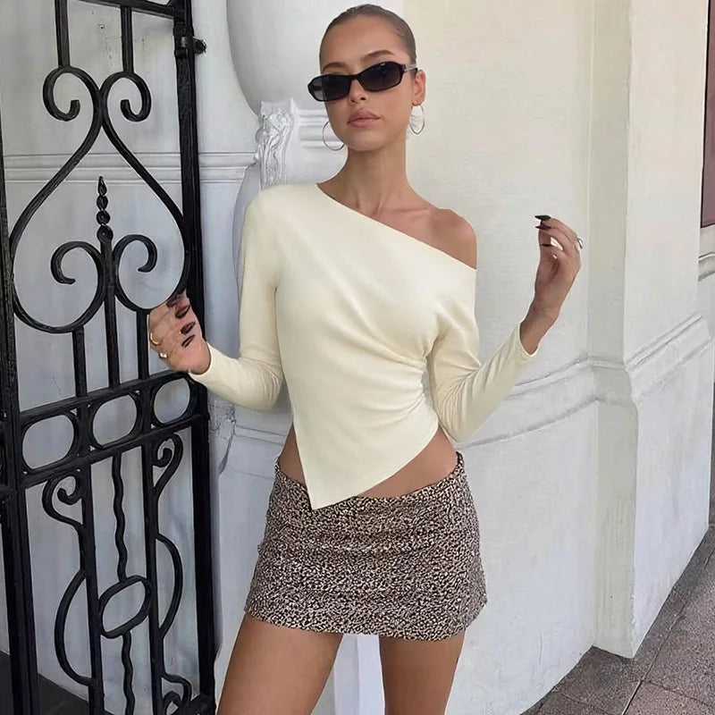 Women Casual Top Fashion Slim Slit Long Sleeve Pullover Top Sexy Strapless Pleated New Party Looks Top Female Streetwear