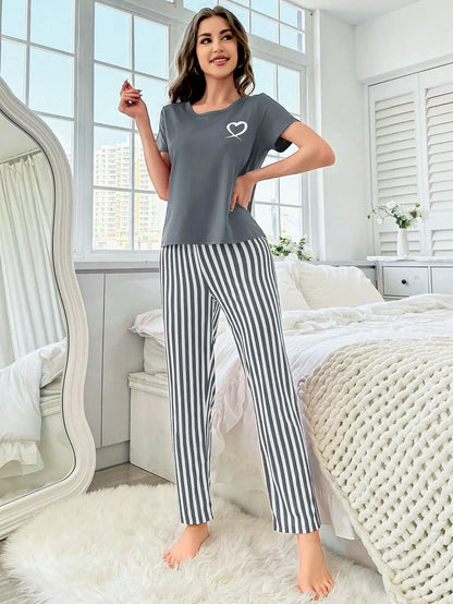 Damen-Pyjama im neuen Stil, kurzärmelig, gestreifte Hose, zweiteilig, elegantes, lässiges Heim-Outfit.