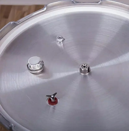 Pressure Cooker Commercial Explosion-proof Soup Pot Stew Pot Distiller Kitchen Cookware Cooking Tool Gas Stove Cooker Steamer.