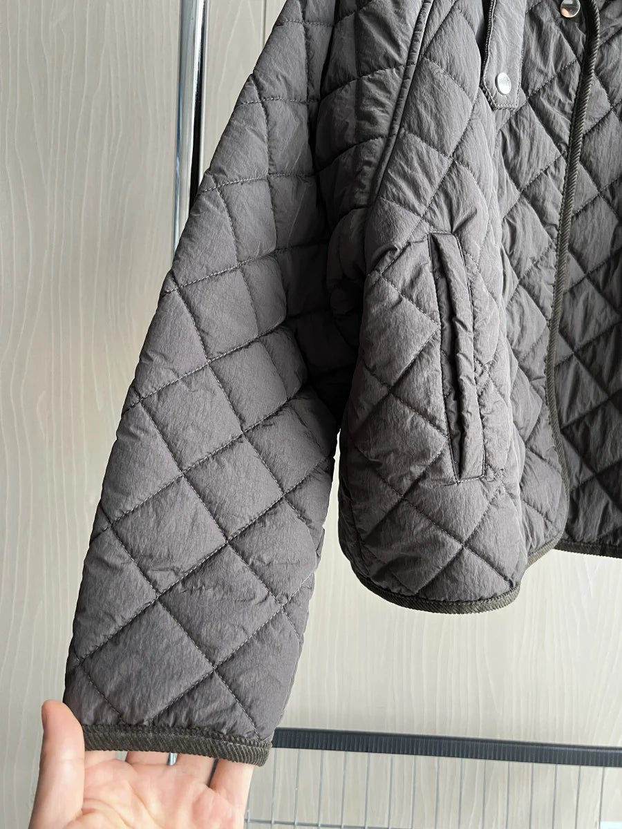 Women's Quilted Jacket with Padded Lining Model ETJ 2025 - Casual and Simple Diamond Quilted Short Puffer Jacket with Collar.