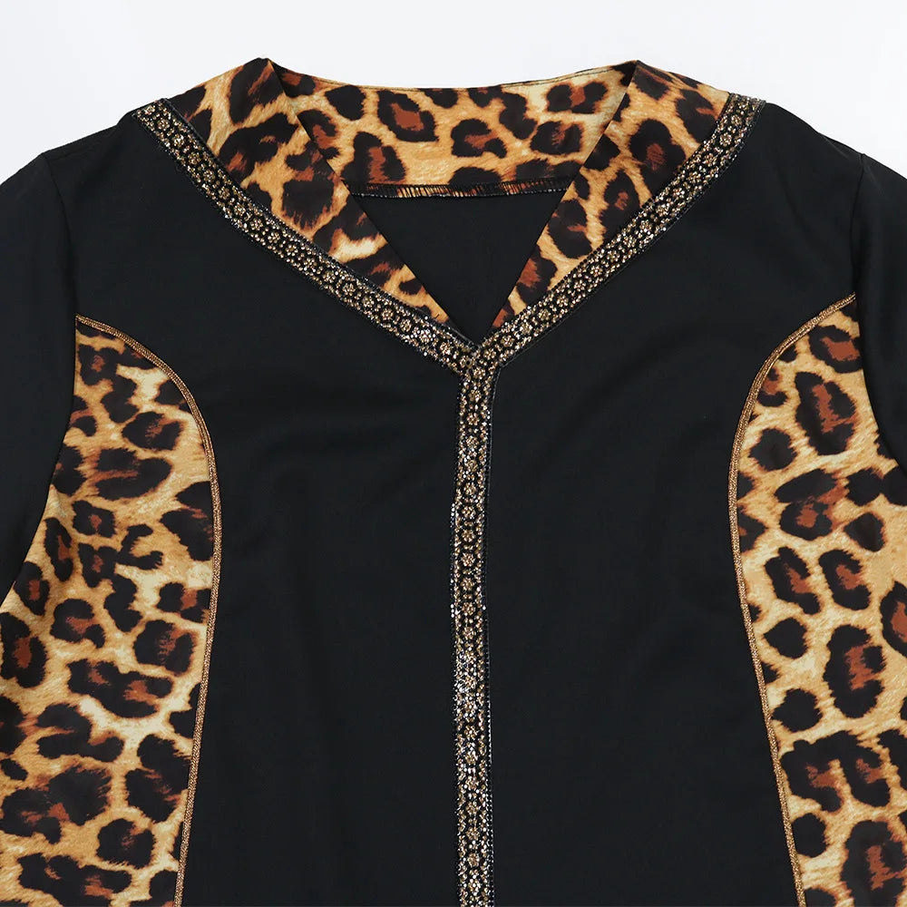 Elegantes arabisches Frauen-Partykleid, afrikanischer V-Ausschnitt, Leopardenmuster, langärmelig, Abaya, modische muslimische Dame, Urlaubskleid, islamische Kleidung