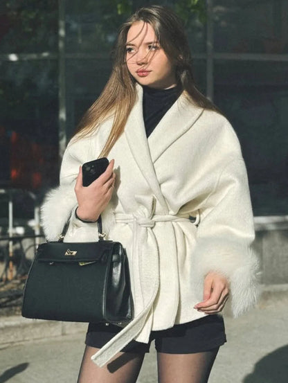 2025 Chic Lapel Plush Coat With Belt Women Vintage Faux Fur Sleeve Tweed Open Coats Female Autumn Winter Casual Street Outwear.
