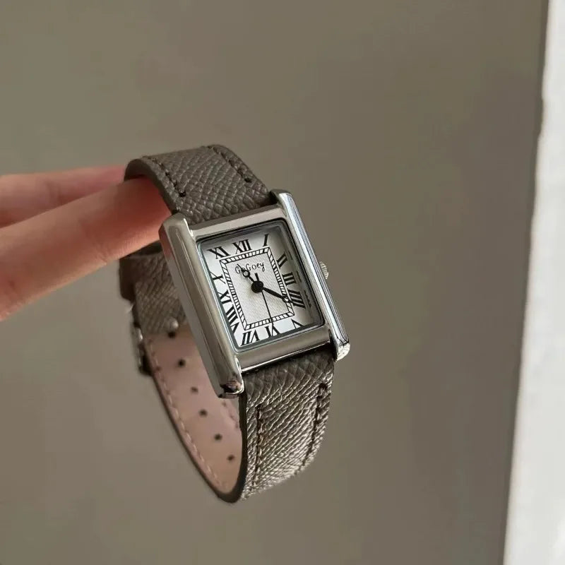 Hot Sale Brand Women Watch Fashion Angola Red Leather Strap Quartz Watch for Women Ladies Girl Dress Luxury Wristwatch Gift.