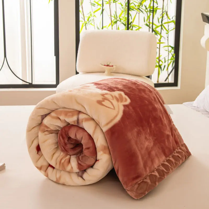 Nordic Style Geometric Printed Blanket Two Person Winter Thickened Quilt Coral Fleece Material Easy To Maintain Plush Bed Sheets