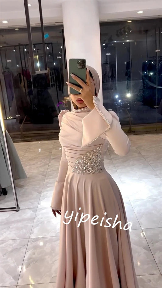 Maßgeschneidertes Jersey-Quinceanera-Kleid mit Falten und Strasssteinen, A-Linie, hoher Kragen, maßgeschneidertes Anlasskleid, lange Kleider.