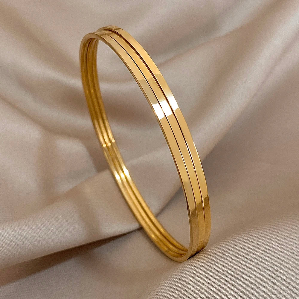 3pcs Glossy 18K Gold Plated Stainless Steel Bangle Bracelet for Women Minimalist Basic Wristband Bangles Waterproof Jewelry.