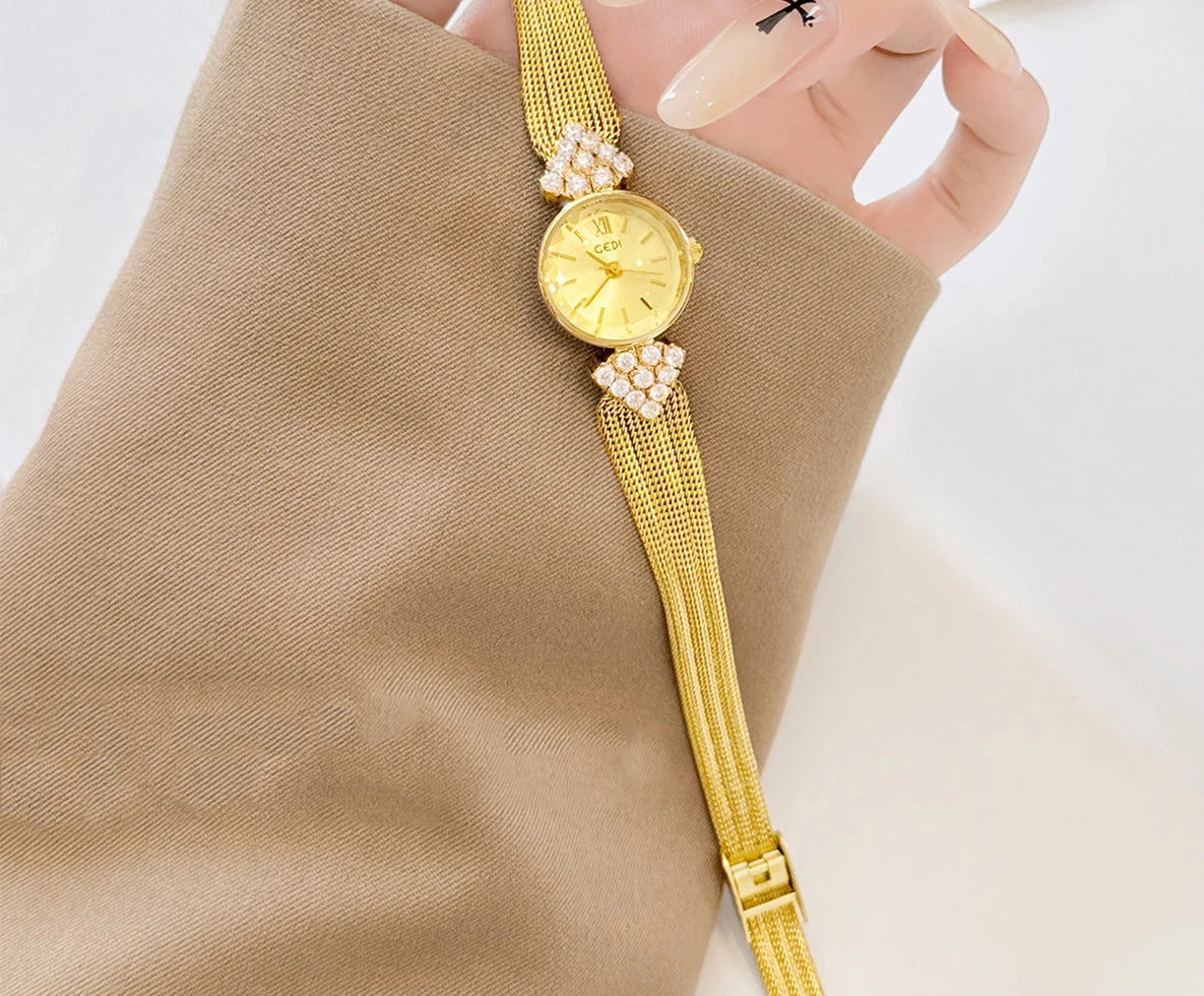 GEDI Watch Gold Silver Diamond Inlaid Steel Strip Women's Wristwatch Vintage Niche Light Luxury Temperament Quartz Watch Woman.